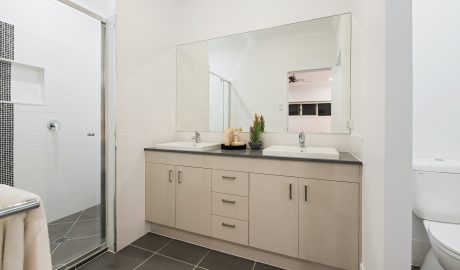 Creating Your Ensuite Bathroom: Planning Tips